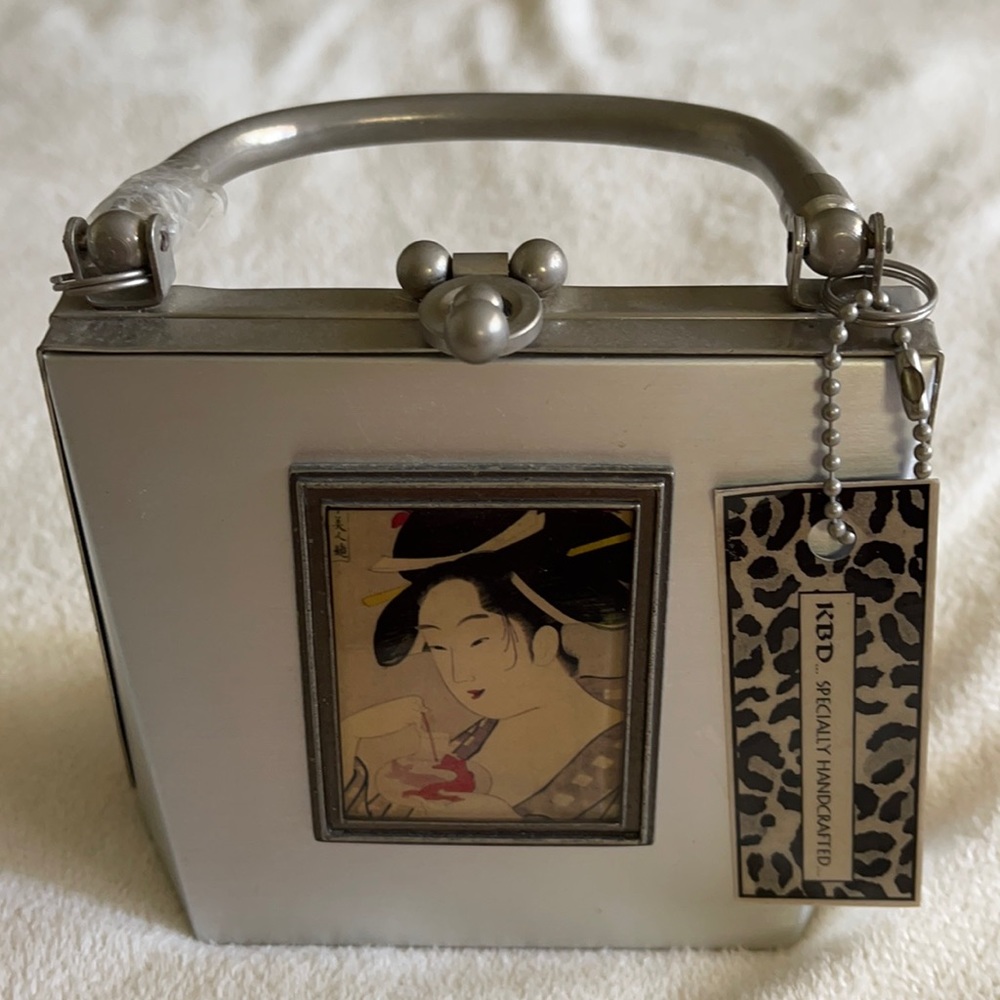 Mini metal purse